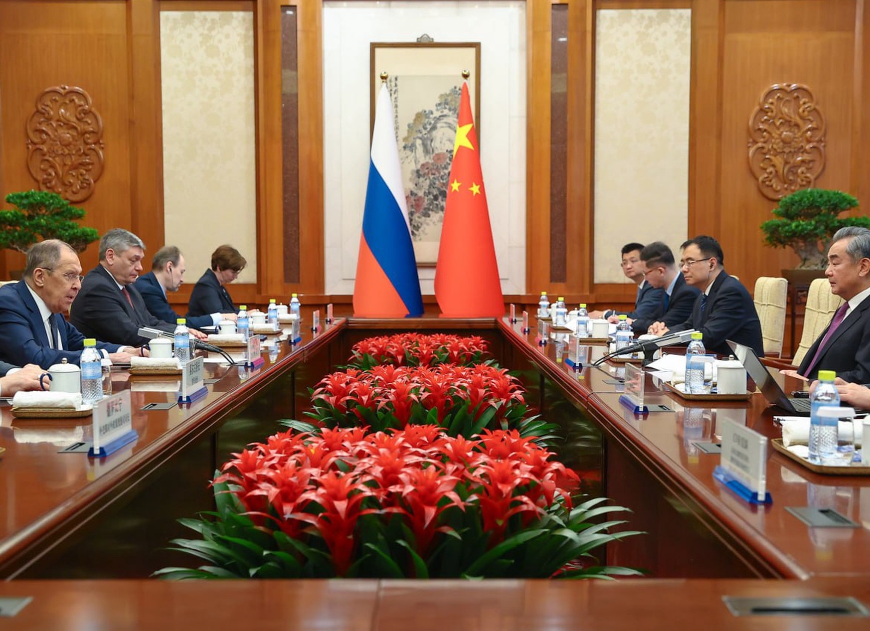 Китайская мебель в России: что можно купить, а что не стоит?